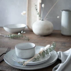 Maisons Du Monde Assiettes à Dessert Assiette à Dessert En Grès Gris Clair - Lot De 6 -Assiettes Soldes Magasin assiette a dessert en gres gris clair 1000 14 22 207482 2