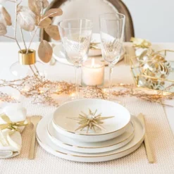 Maisons Du Monde Vaisselle De Noël Assiette Creuse En Porcelaine Blanche Et Dorée - Lot De 6 -Assiettes Soldes Magasin assiette creuse en porcelaine blanche et doree 1000 6 32 208681 4