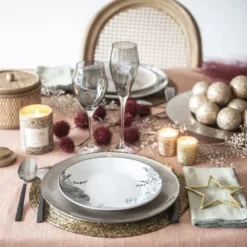 Maisons Du Monde Vaisselle De Noël Assiette Plate En Porcelaine Noire Et Blanche à Motifs - Lot De 6 -Assiettes Soldes Magasin assiette plate en porcelaine noire et blanche a motifs 1000 9 18 195424 3