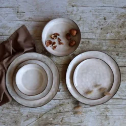 OGO Living Vaisselle De Noël Lot De 6 Assiettes Desserts En Grès Gris 20,5cm -Assiettes Soldes Magasin lot de 6 assiettes desserts en gres gris 20 5cm 2