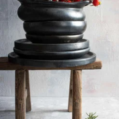 Bazar Bizar Assiettes Plates Petite Assiette En Terracotta Noire -Assiettes Soldes Magasin petite assiette en terracotta noire 4